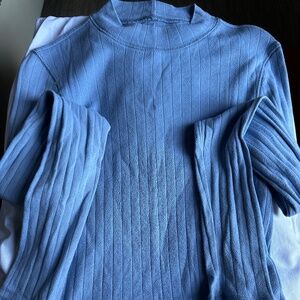American Eagle long sleeve top